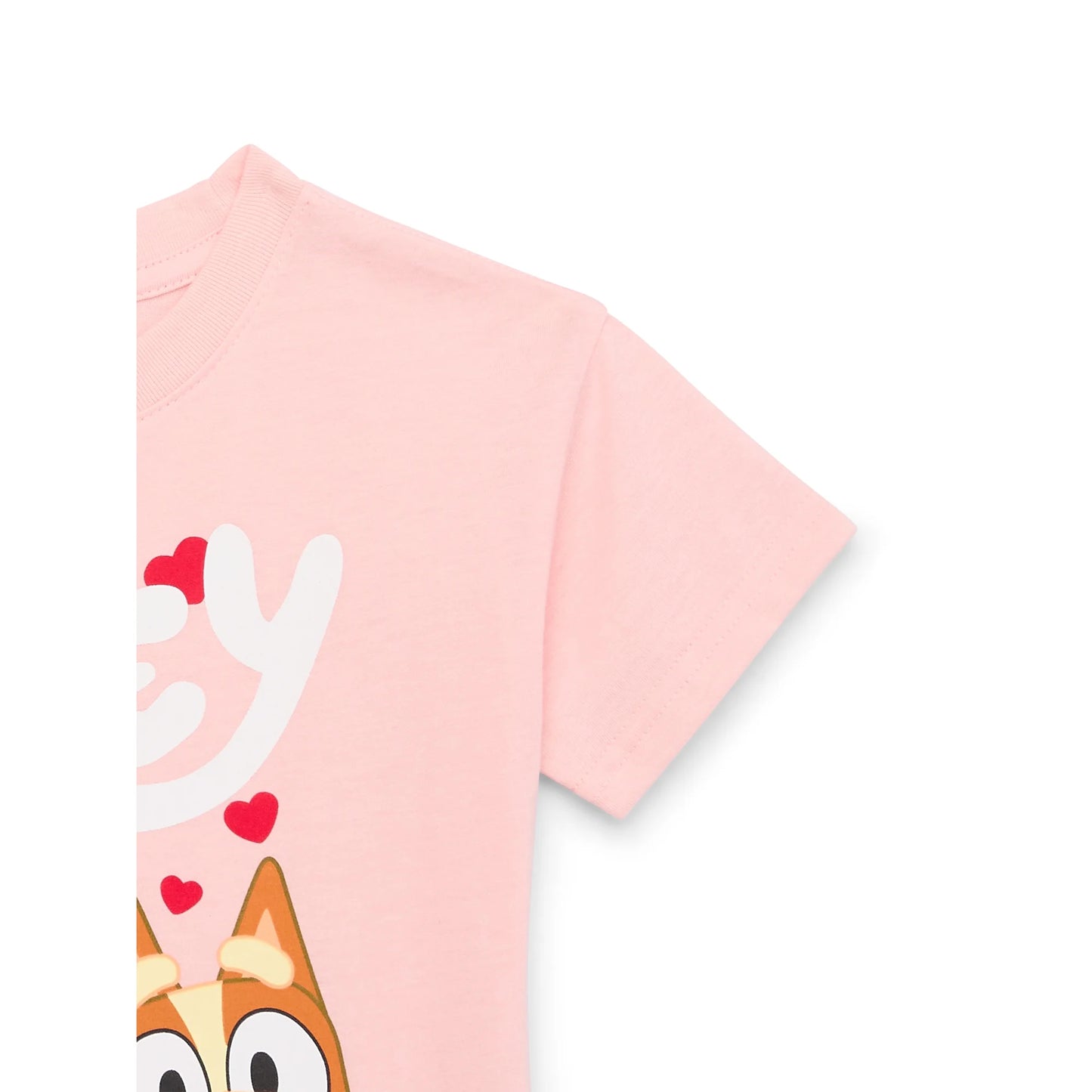 camiseta de bluey con corazones