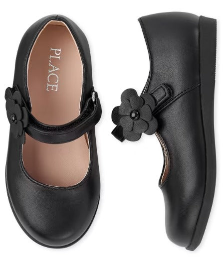 Zapatos negros niña