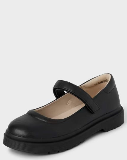 zapatos negros escolares