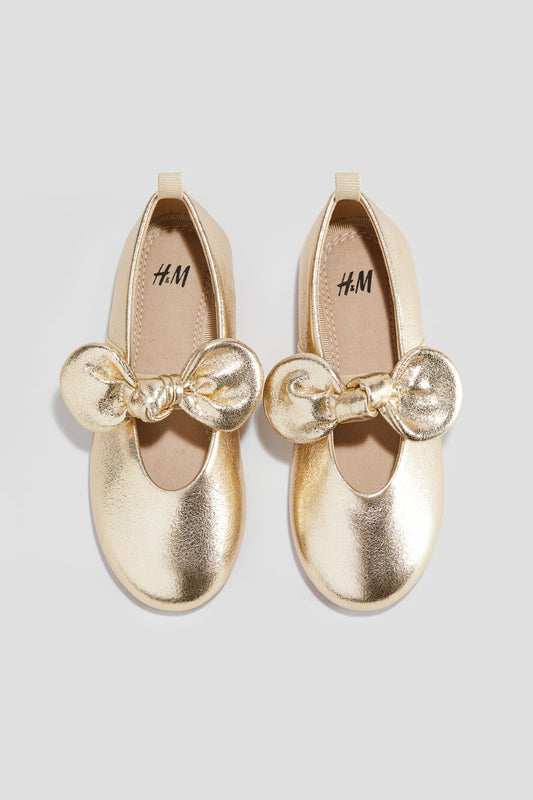 ZAPATILLAS DORADAS PARA NIÑA
